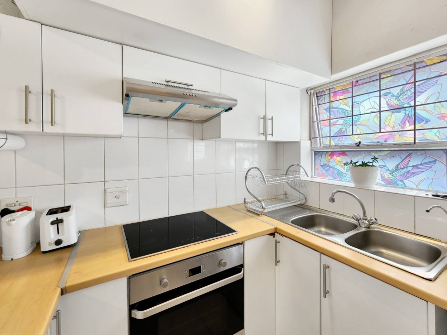 2 Bedroom Property for Sale in Zonnebloem Western Cape